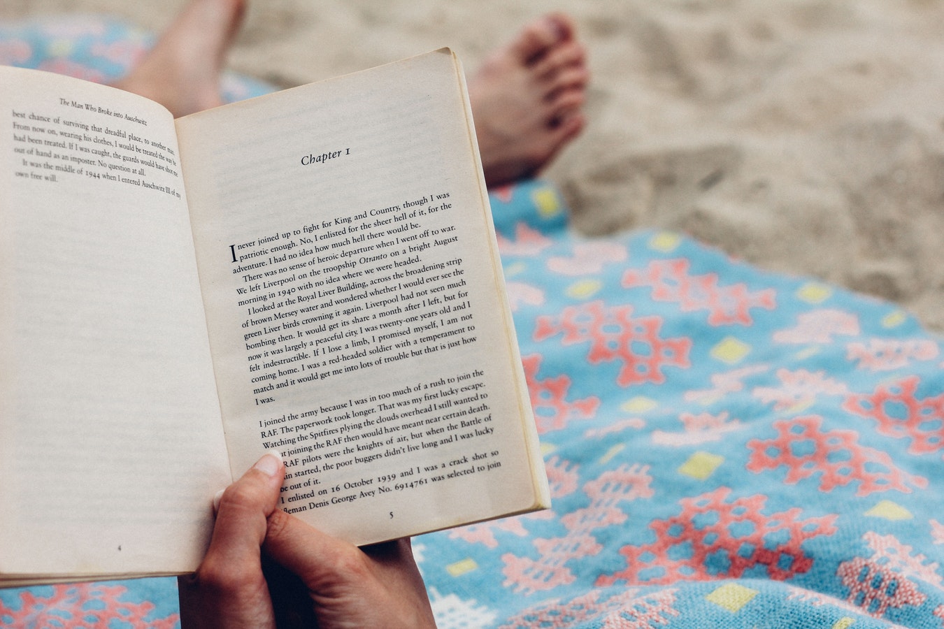 ¿Qué leen las escritoras de novela negra en verano?