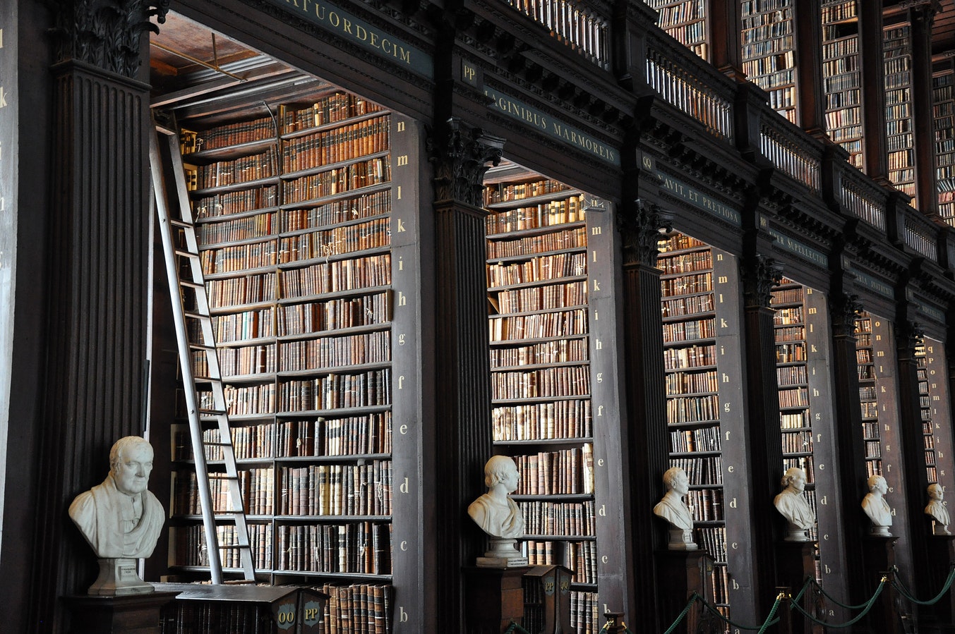 Día de las Bibliotecas: diez de las bibliotecas más espectaculares del mundo 2